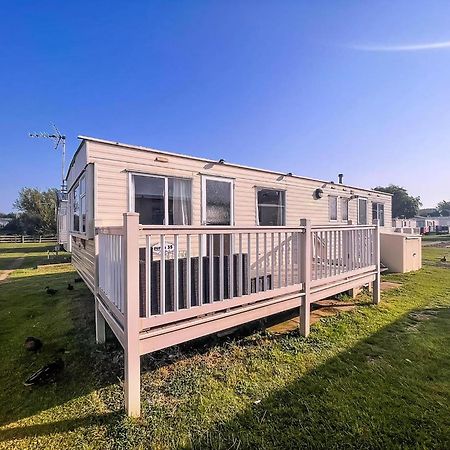 6 Berth Caravan For Hire By The Beach In Heacham, Norfolk Ref 21038C Екстер'єр фото