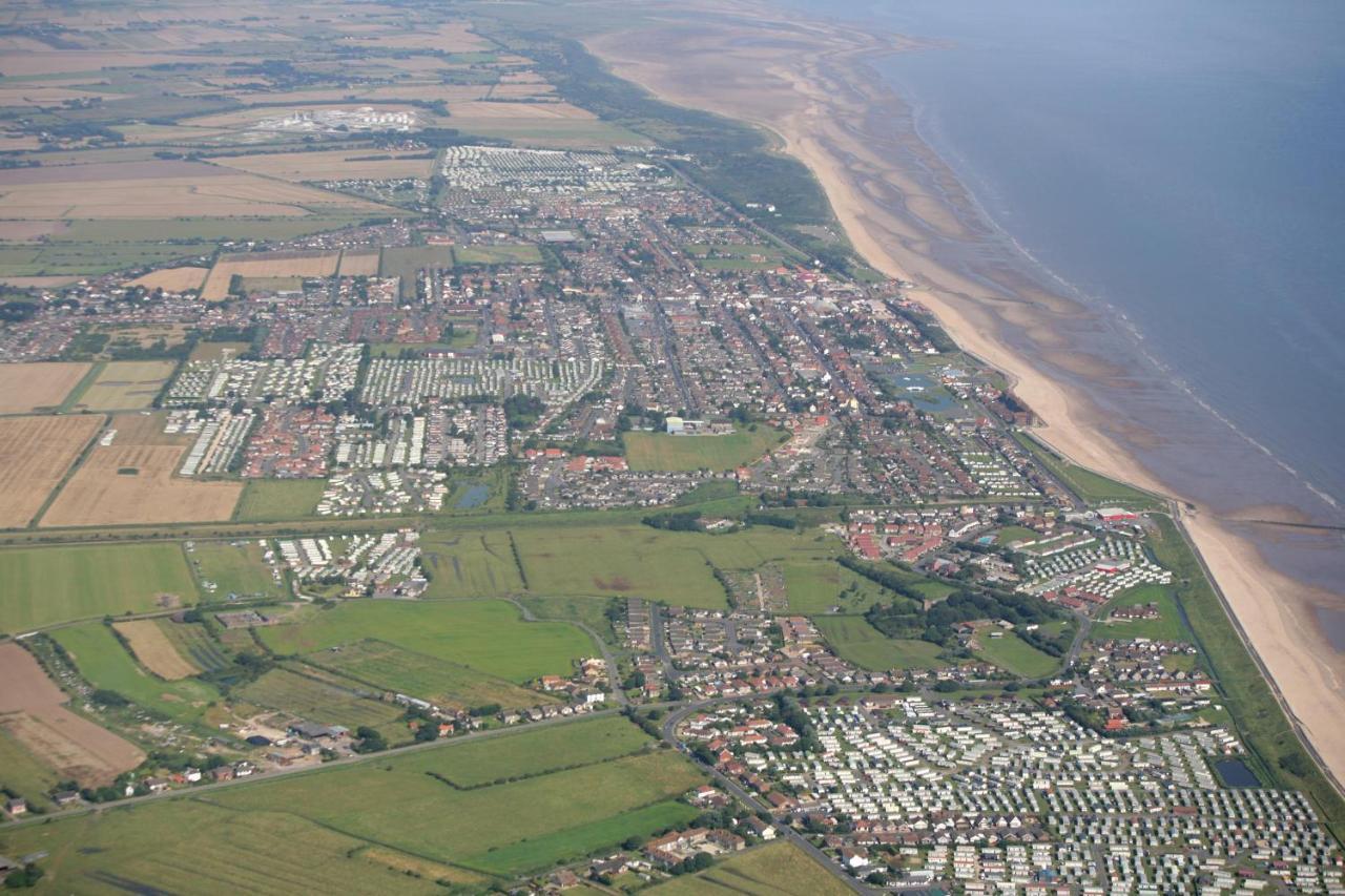 6 Berth Caravan For Hire By The Beach In Heacham, Norfolk Ref 21038C Екстер'єр фото