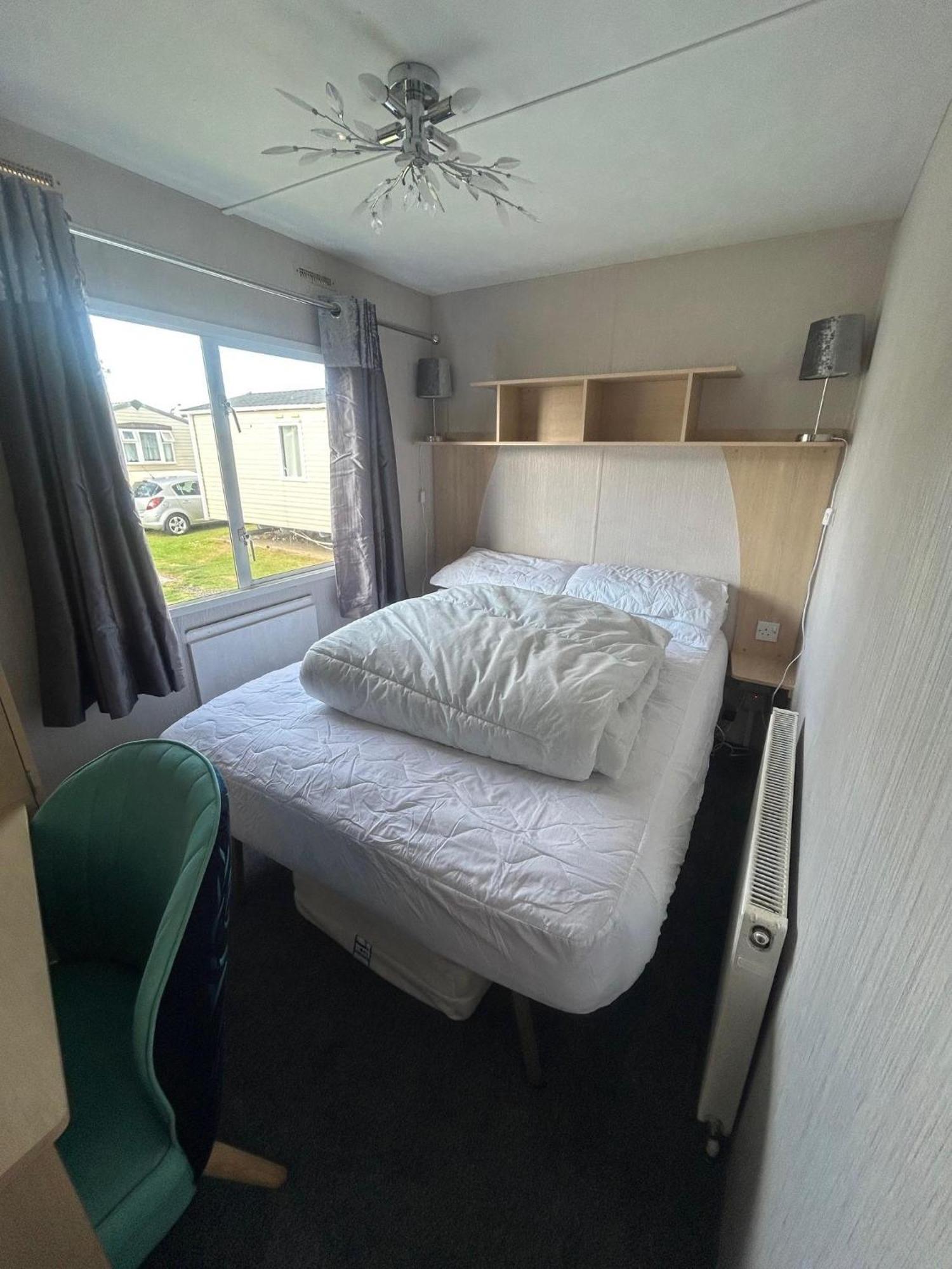 6 Berth Caravan For Hire By The Beach In Heacham, Norfolk Ref 21038C Екстер'єр фото